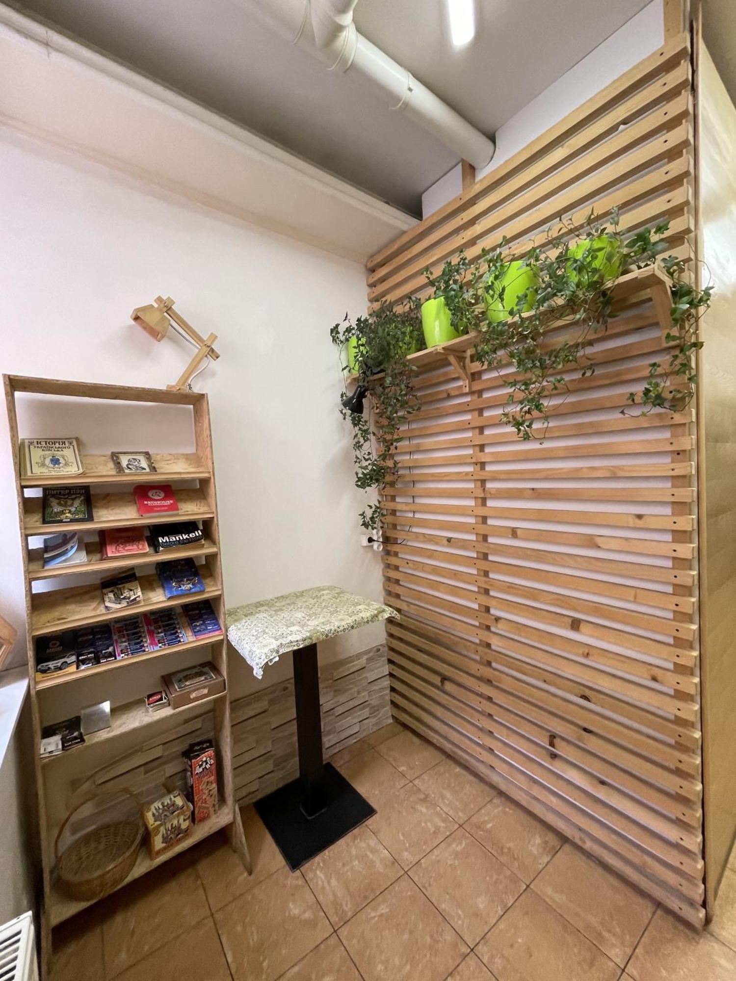 بيت شباب Antihostel Forrest إلفيف